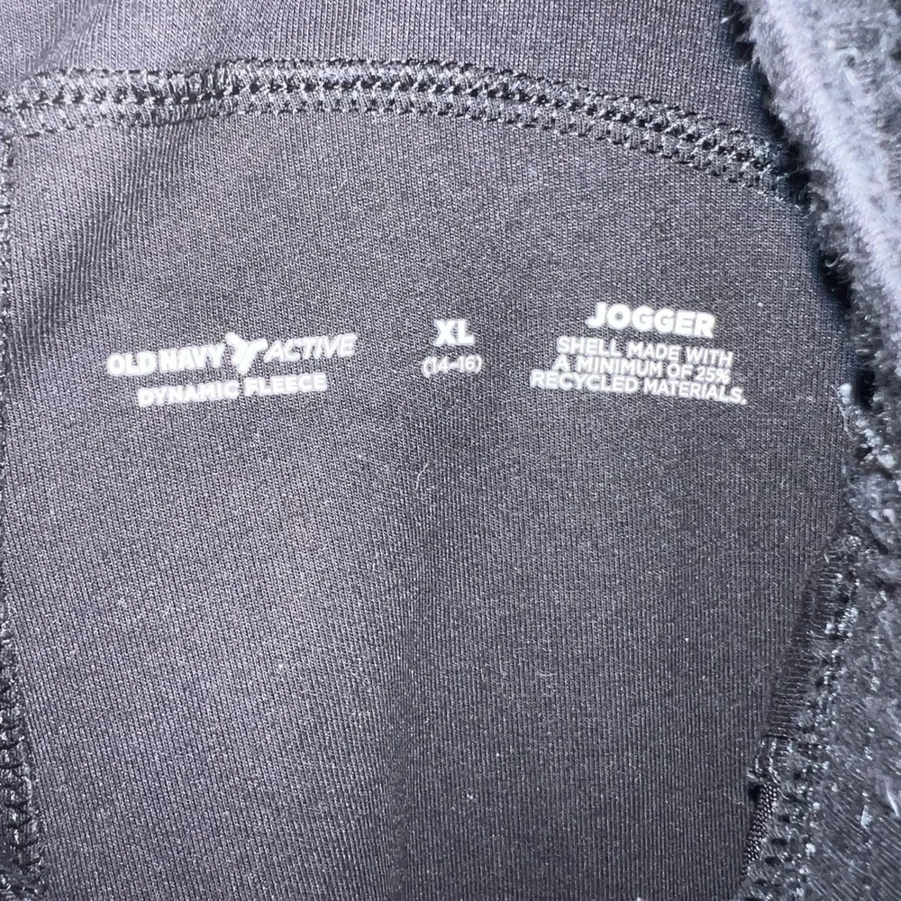 Old Navy Joggers - Picture 8 of 9